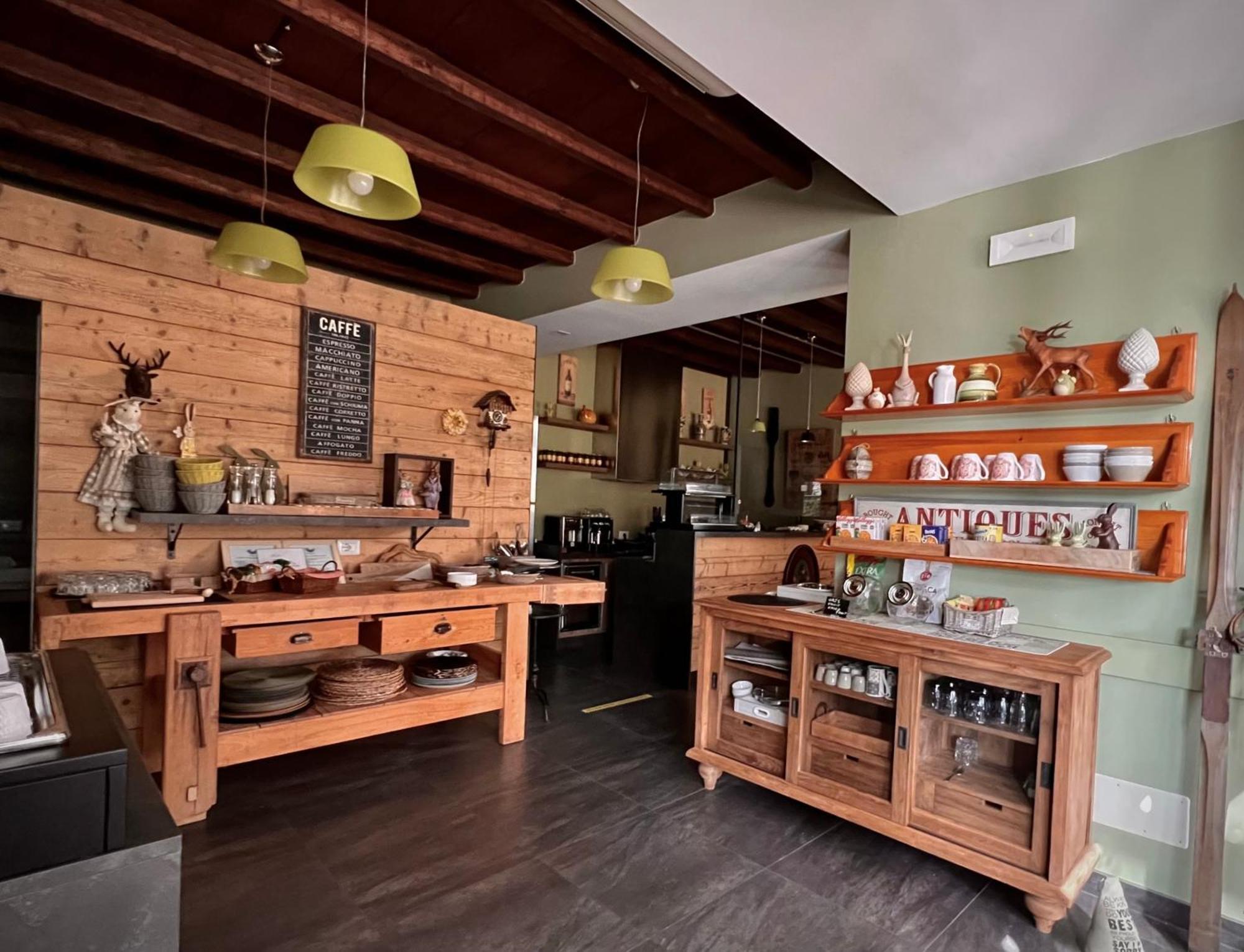 Heidi Bed And Breakfast Albavilla Екстериор снимка
