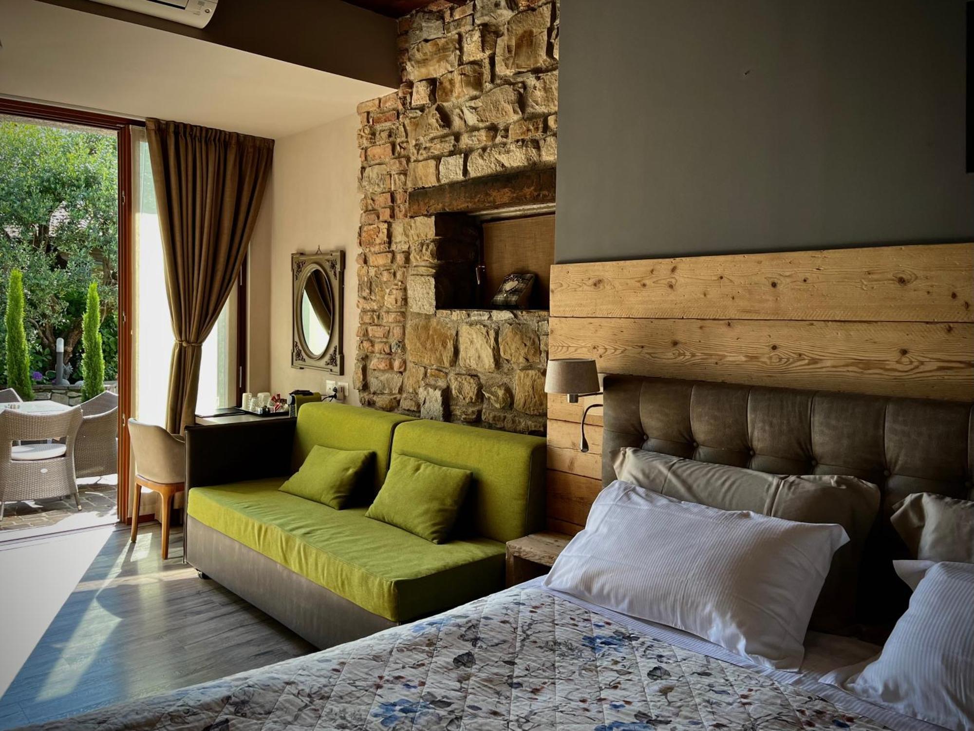 Heidi Bed And Breakfast Albavilla Екстериор снимка